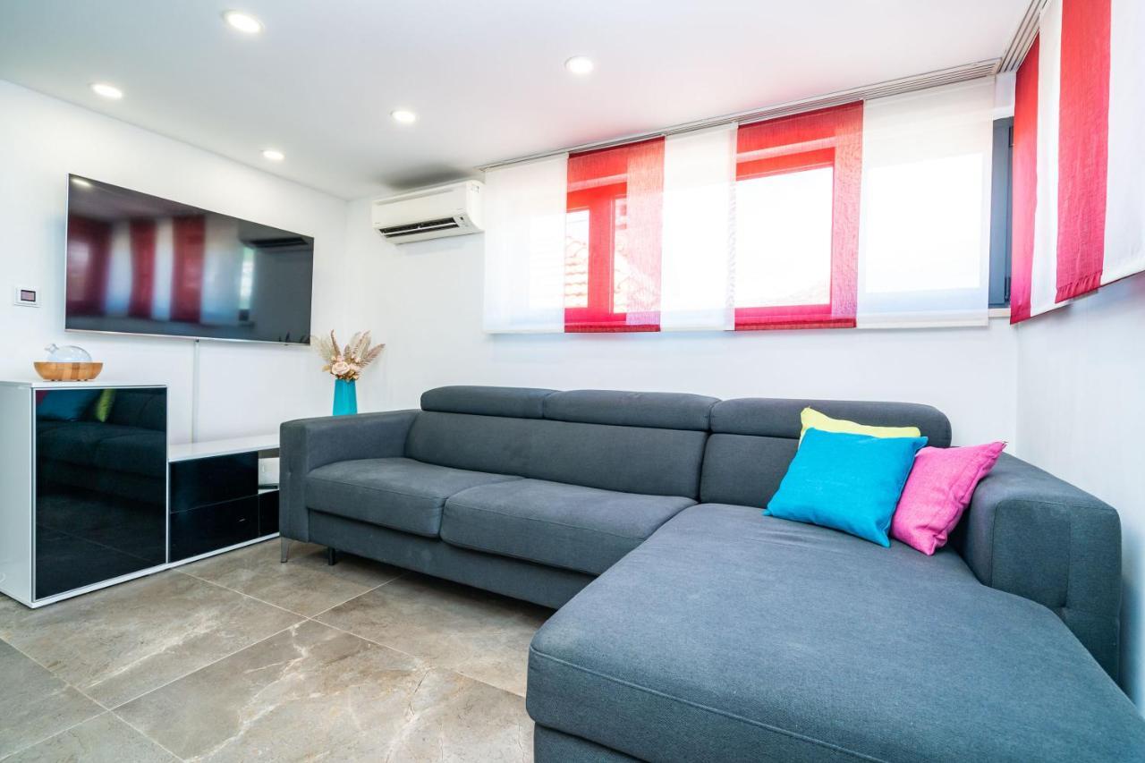 Oasis Apartment Дубровник Экстерьер фото